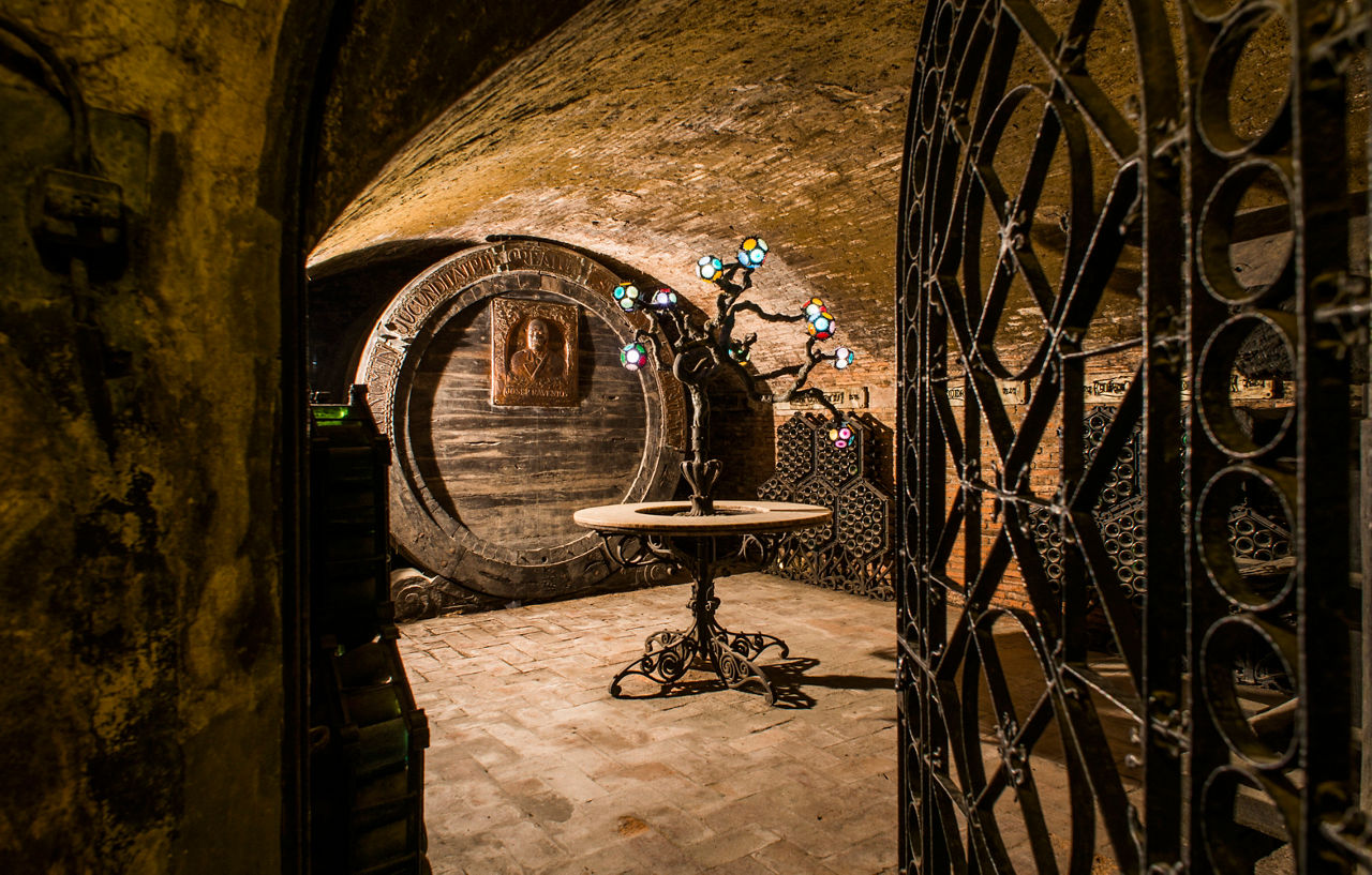Interior de la bodega Codorniu