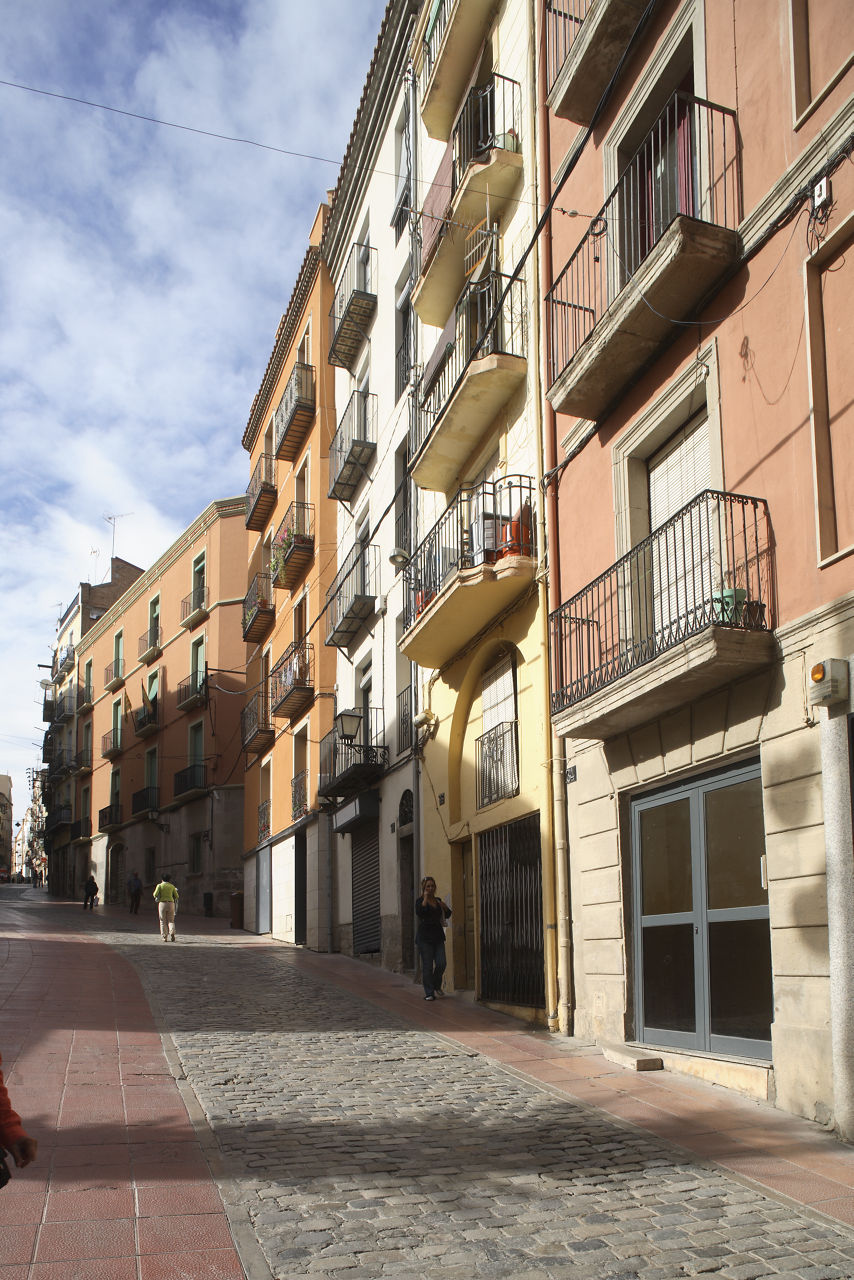 Carrer Cavallers al casc històric de Lleida.