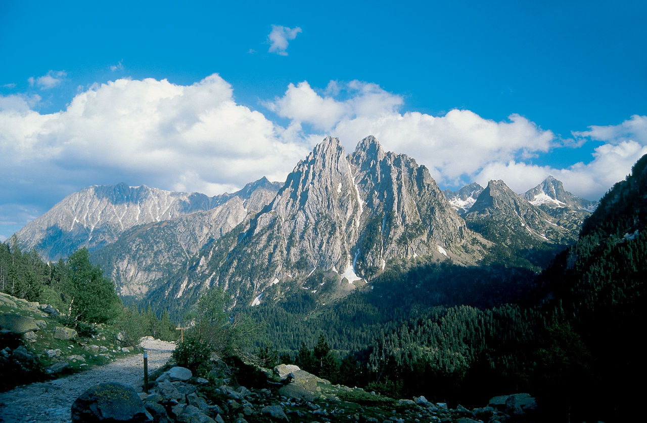 descubre-el-parque-nacional-de-aig-estortes-y-estany-de-sant-maurici