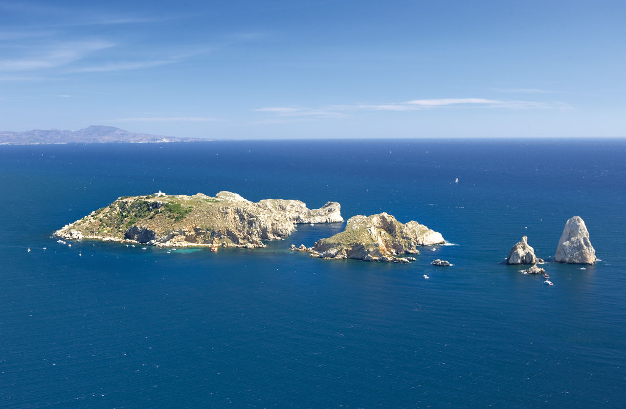 Les Illes Medes, una de les reserves de flora i fauna marina més importants de la Mediterrània occidental, són un veritable paradís per a capbussadors de tot el món.