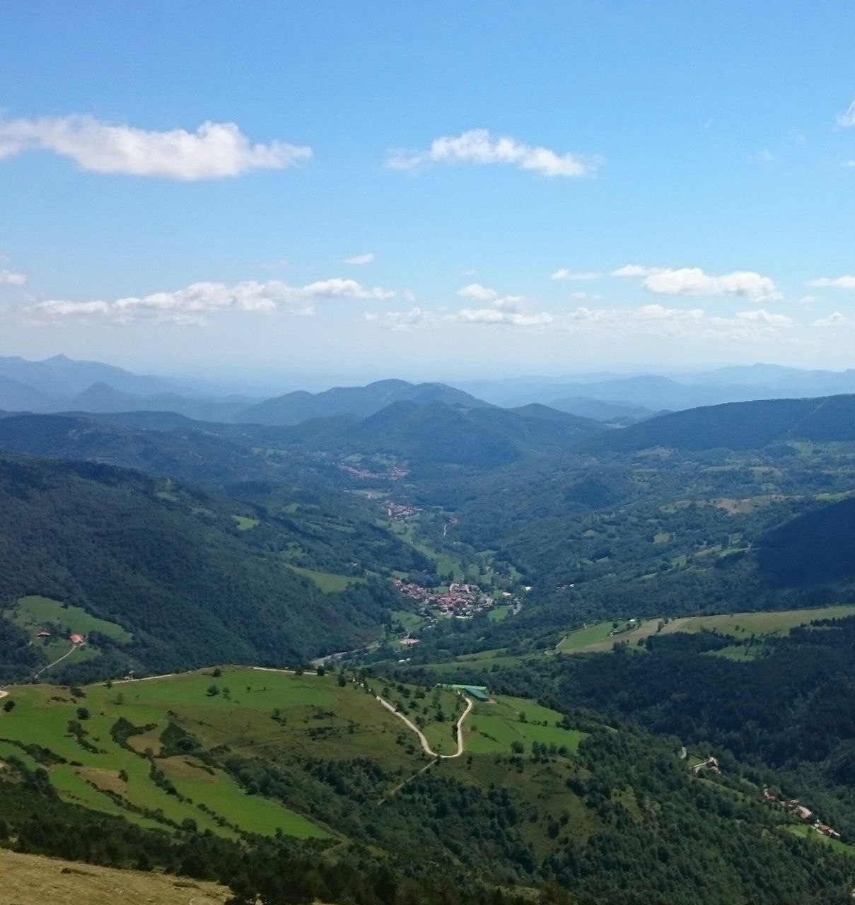 Vista aèria de la Vall de Camprodon.