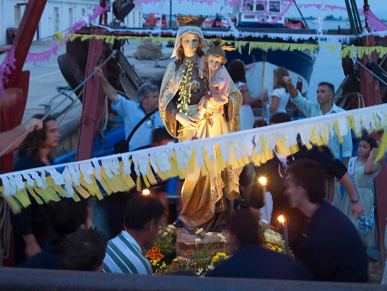 Fiestas y procesión de la Virgen del Carmen en L'Ampolla