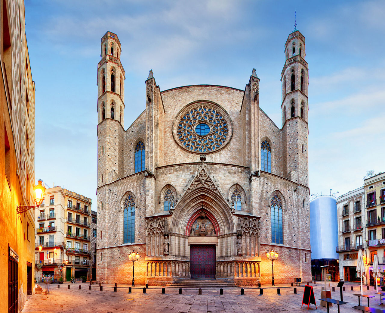 El Born y Santa María del Mar: Paseo por la Barcelona Medieval y Bohemio
